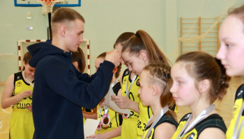 Новости  ПЕРВЕНСТВО РОССИИ: ТРЕТЬЯ ПОБЕДА ПОДРЯД! 8-го февраля в 18:33  ПЕРВЕНСТВО РОССИИ: ТРЕТЬЯ ПОБЕДА ПОДРЯД!